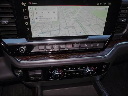 Certified 2023 GMC Sierra 1500 Elevation w/ Preferred Package AWD/4WD image 12