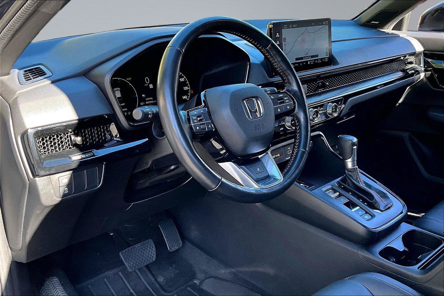 Used 2025 Honda CR-V Sport Touring image 14