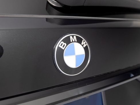 Used 2026 BMW X7 xDrive40i w/ M Sport Package AWD/4WD image 41