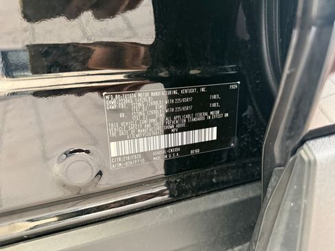 Used 2025 Toyota RAV4 LE image 33