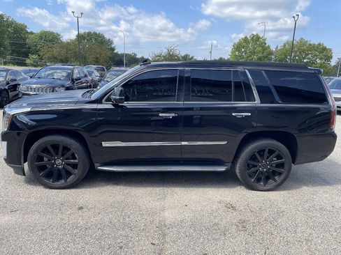 Used 2015 Cadillac Escalade Luxury AWD/4WD image 5