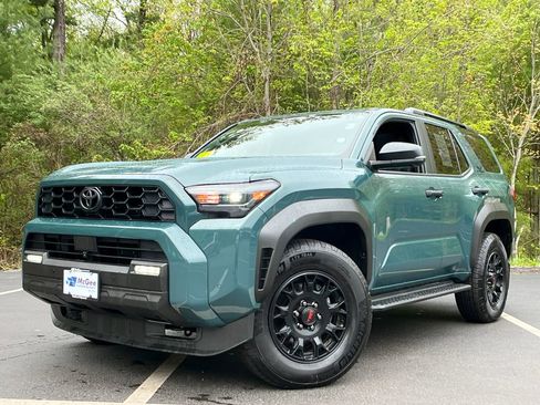 Used 2025 Toyota 4Runner TRD Off-Road Premium AWD/4WD image 1