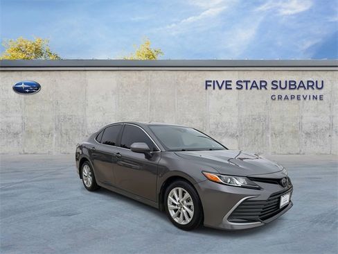 Used 2023 Toyota Camry LE image 2