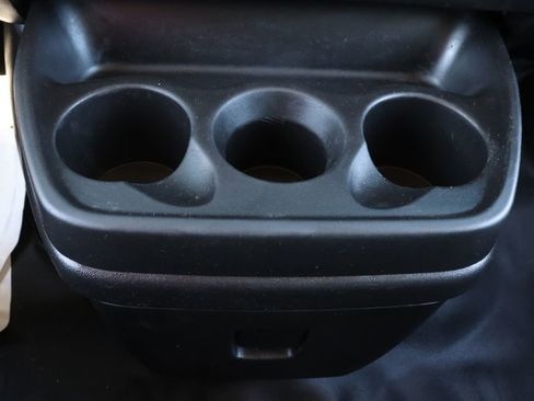 Used 2017 GMC Savana 2500 image 15