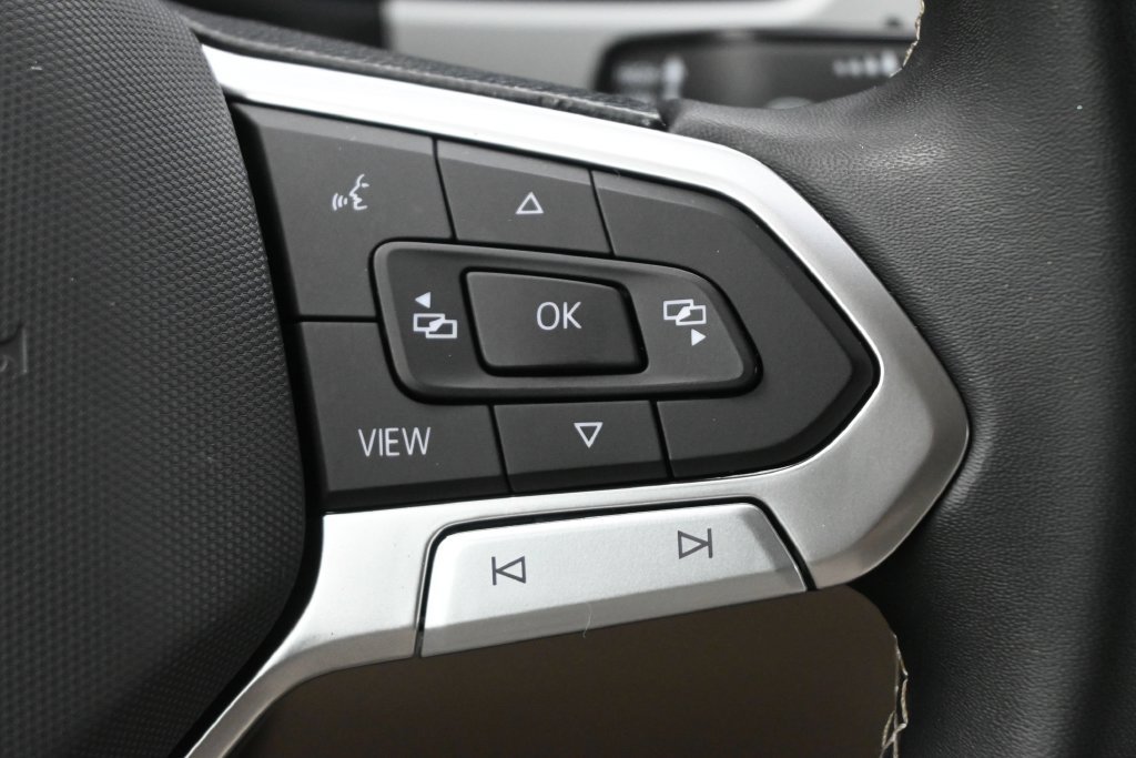 Used 2022 Volkswagen Atlas SE FWD image 7