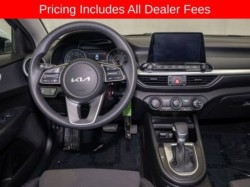 Used 2023 Kia Forte LXS w/ LXS Technology Package FWD image 6