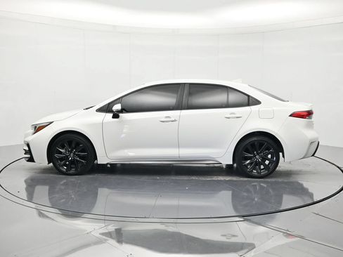 Used 2023 Toyota Corolla SE FWD image 8