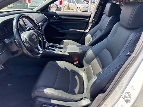 Used 2022 Honda Accord Sport image 6