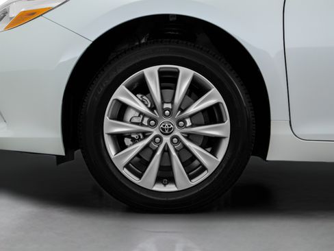 Used 2017 Toyota Camry SE FWD image 52