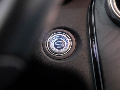 Used 2023 Mercedes-Benz GLC 300 4MATIC Coupe image 21