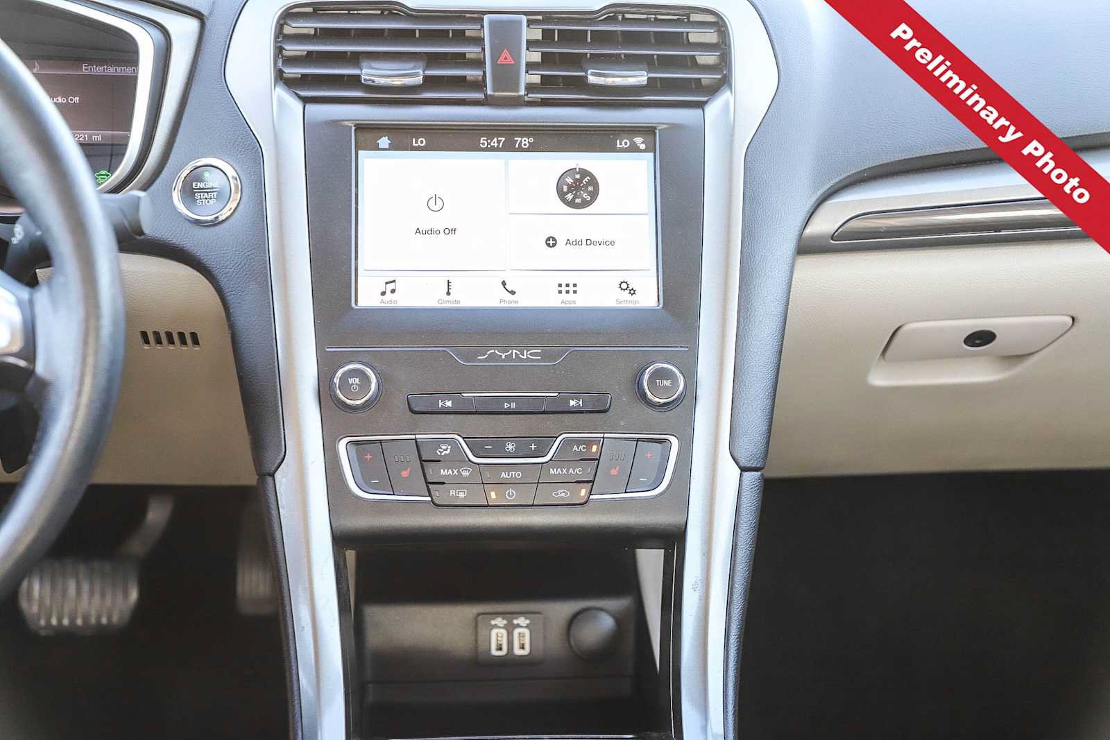 Used 2019 Ford Fusion SEL FWD image 14