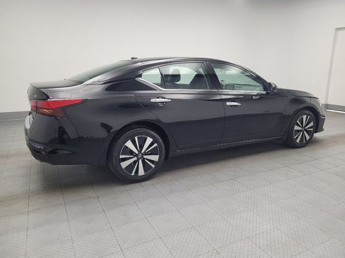 Used 2022 Nissan Altima 2.5 SL AWD/4WD image 10