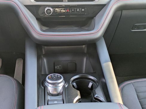 New 2026 Ford Explorer ST-Line w/ ST-Line Street Pack image 25