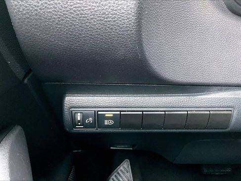 Used 2024 Toyota Corolla LE FWD image 34