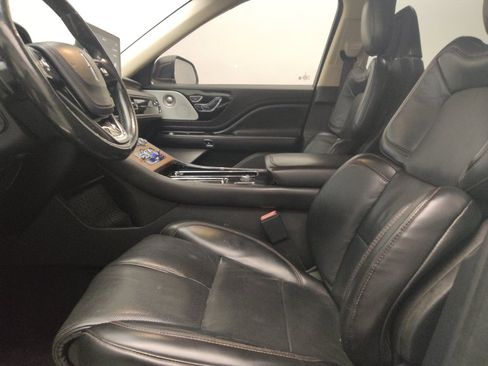 Used 2020 Lincoln Aviator Reserve w/ Equipment Group 201A AWD/4WD image 17