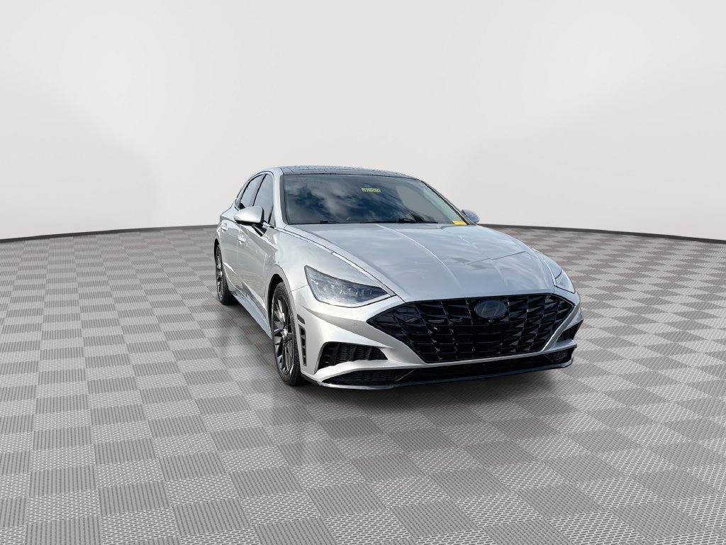 Used 2023 Hyundai Sonata Limited FWD image 3