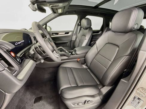 New 2026 Porsche Cayenne AWD/4WD image 5