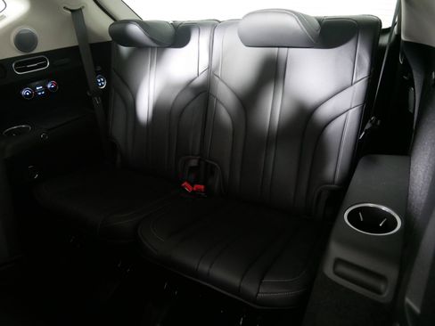 Certified 2025 Genesis GV80 3.5T Advanced image 33