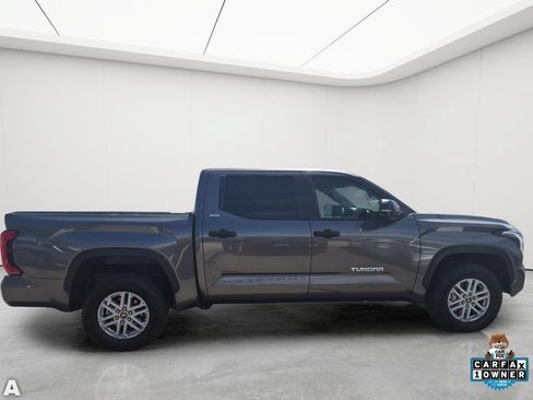 Used 2023 Toyota Tundra SR5 w/ SR5 Convenience Package AWD/4WD image 7