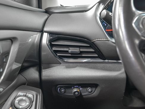 Used 2020 Chevrolet Traverse LT w/ LPO, Floor Liner Package image 20