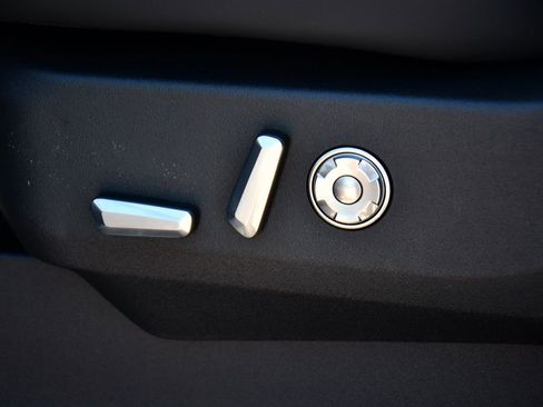 New 2026 Lincoln Navigator Reserve AWD/4WD image 27