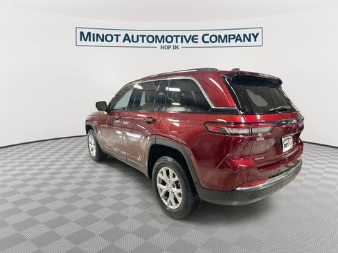 Used 2022 Jeep Grand Cherokee Limited image 6