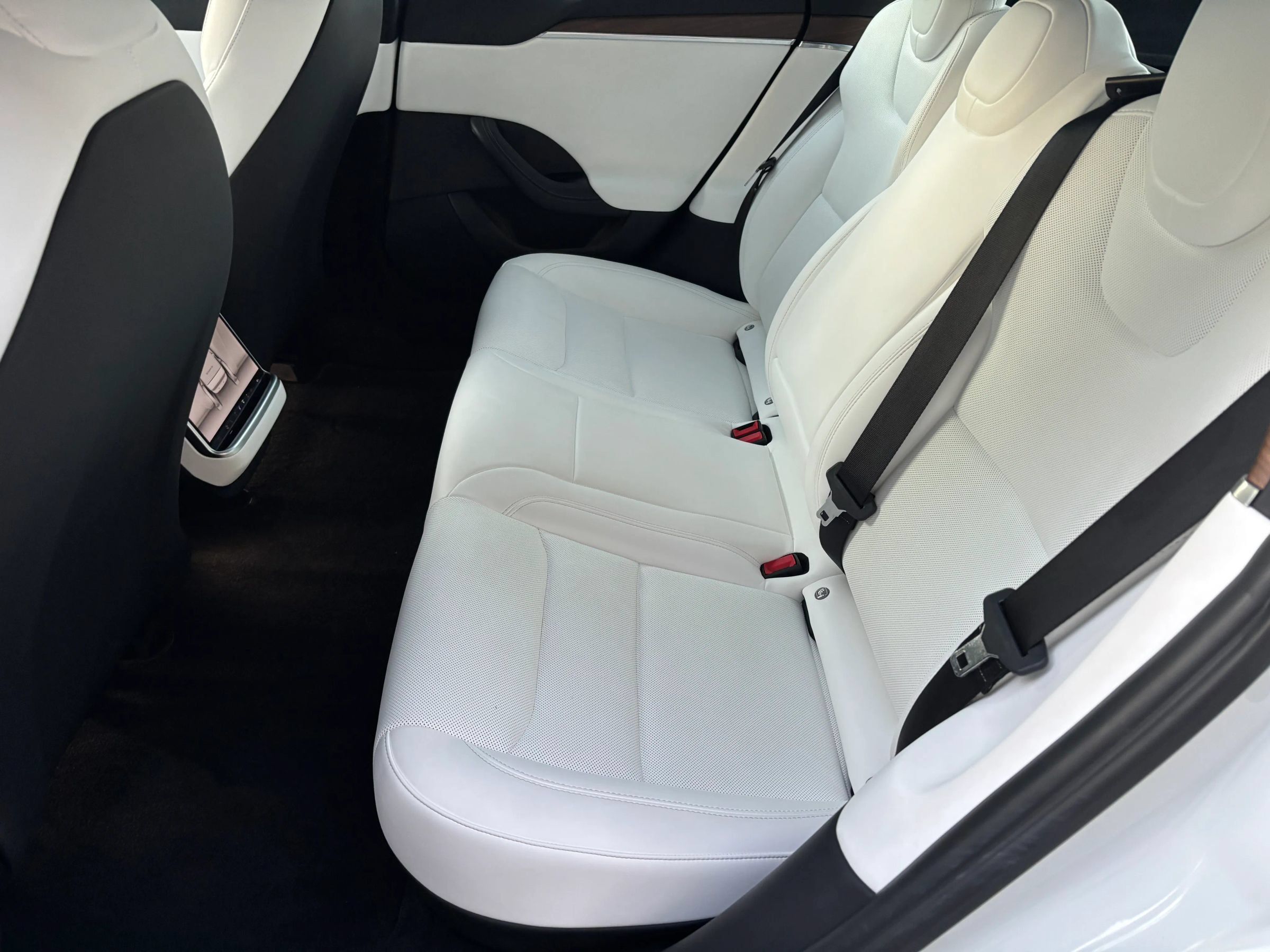 Used 2023 Tesla Model S Standard Range AWD/4WD image 13