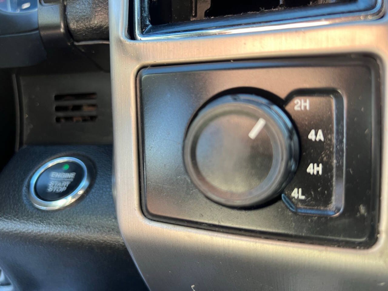 Used 2020 Ford F150 Platinum AWD/4WD image 28