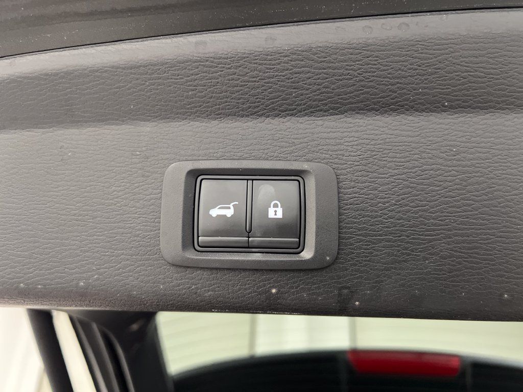 Used 2022 Mitsubishi Outlander SE FWD image 46