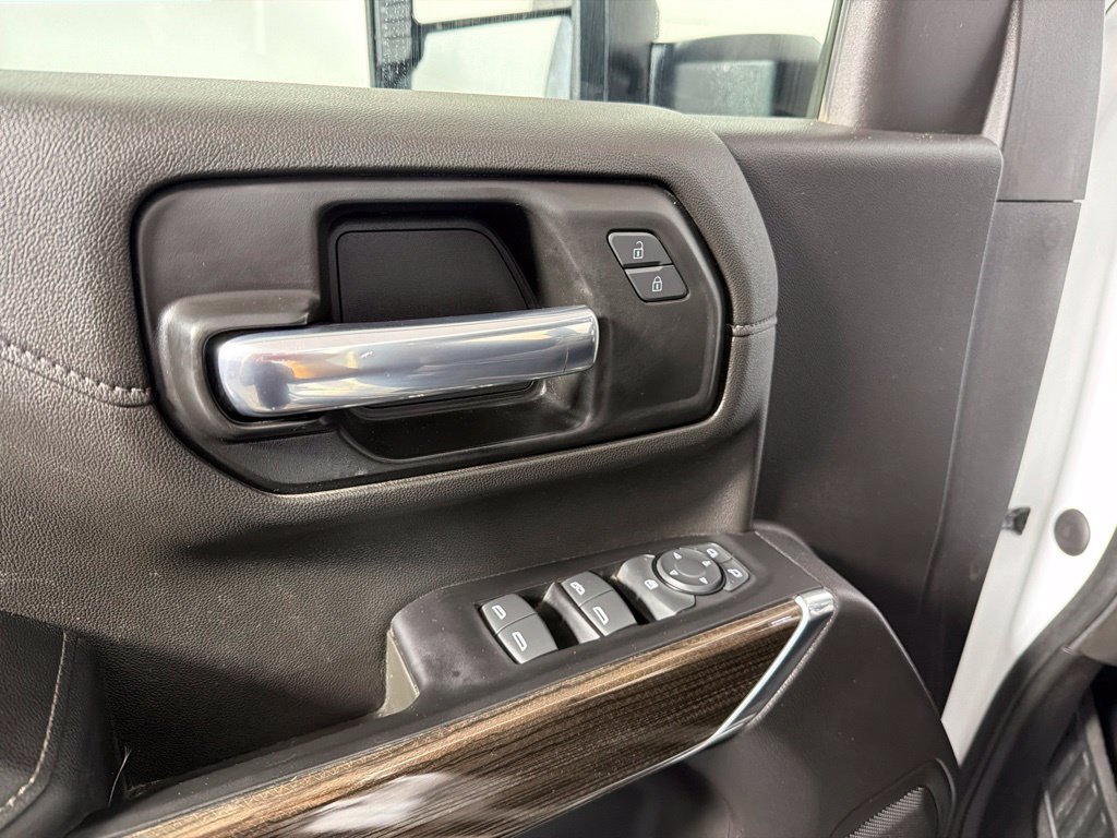 Used 2022 Chevrolet Silverado 3500 LT w/ Convenience Package AWD/4WD image 10