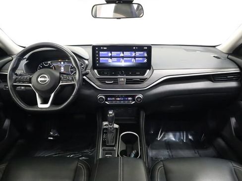 Used 2023 Nissan Altima 2.5 SL FWD image 16