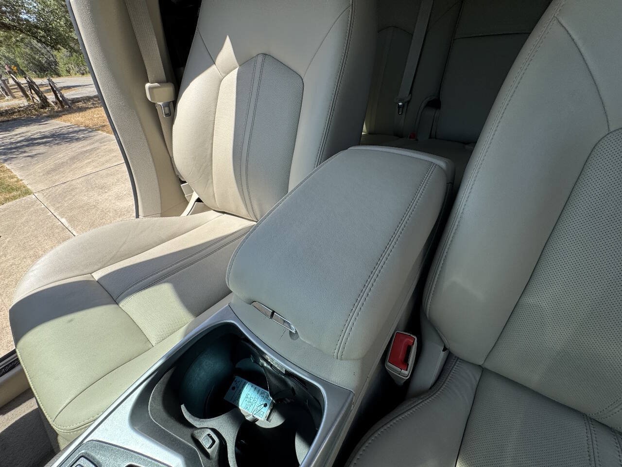 Used 2016 Cadillac SRX Luxury w/ Driver Awareness Package FWD image 20