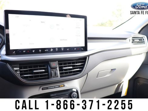 New 2023 Ford Escape SE image 35