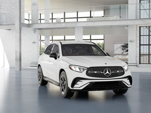 New 2025 Mercedes-Benz GLC 300 4MATIC image 4