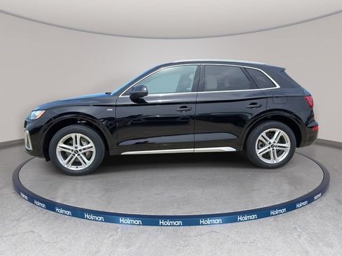 Used 2021 Audi Q5 e Premium Plus w/ Premium Plus Package AWD/4WD image 9
