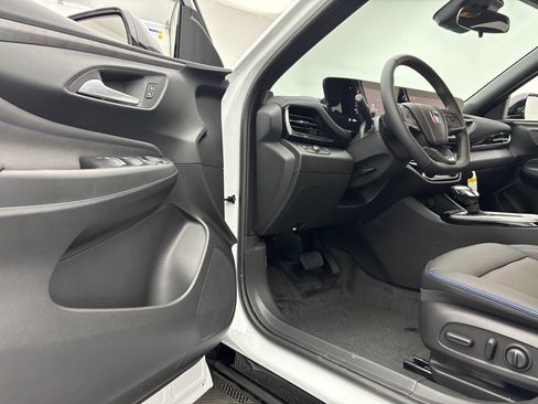 New 2026 Buick Envista Sport Touring w/ Convenience I Package FWD image 14
