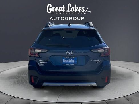 Used 2022 Subaru Outback Limited XT AWD/4WD image 4