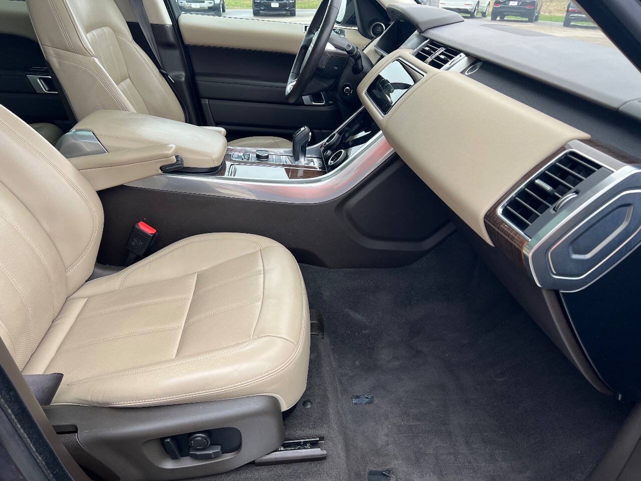 Used 2019 Land Rover Range Rover Sport HSE AWD/4WD image 21