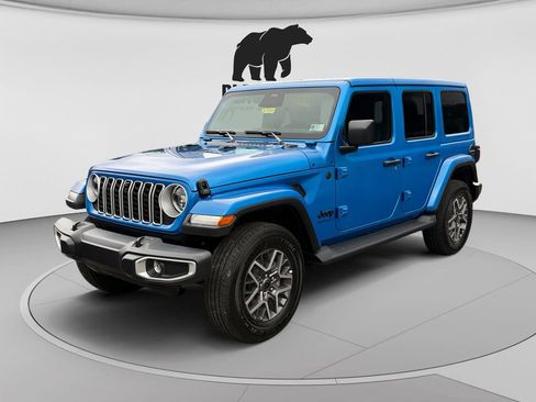 New 2026 Jeep Wrangler Unlimited Sahara w/ Technology Group AWD/4WD image 7