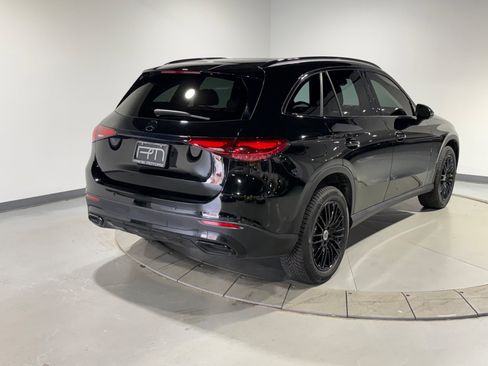 Used 2024 Mercedes-Benz GLC 300 4MATIC image 8