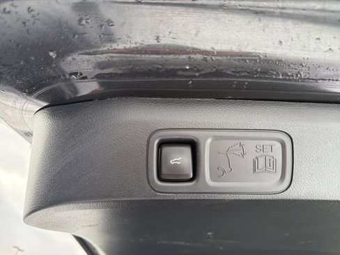 Used 2023 Ford Expedition Max XLT image 33