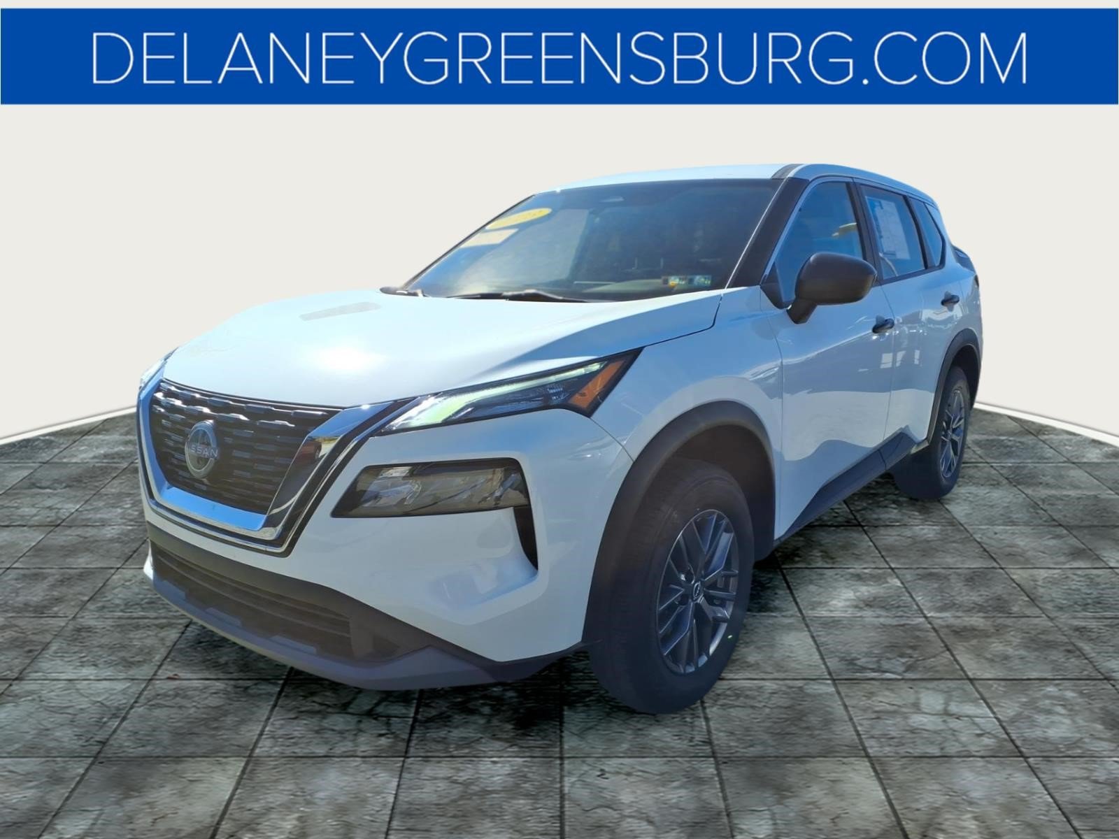 Used 2023 Nissan Rogue S AWD/4WD image 7