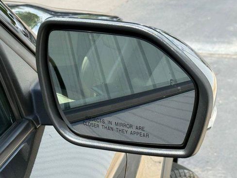 Used 2020 Ford Explorer Limited image 17