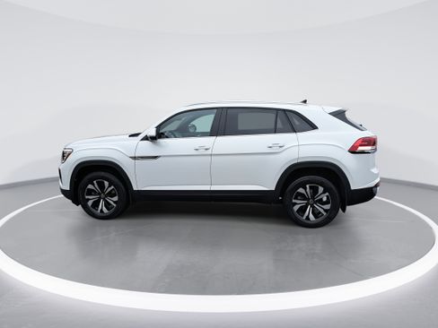 New 2026 Volkswagen Atlas Cross Sport SE image 6
