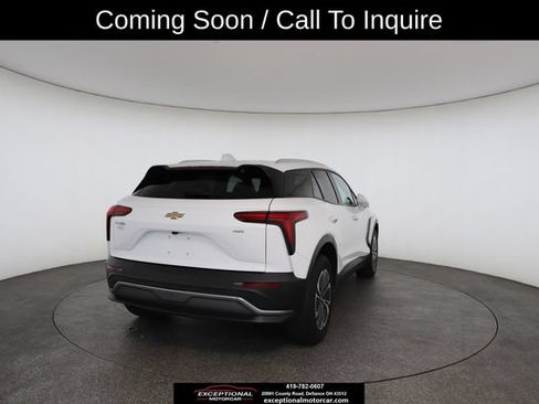 Used 2024 Chevrolet Blazer EV LT AWD/4WD image 17