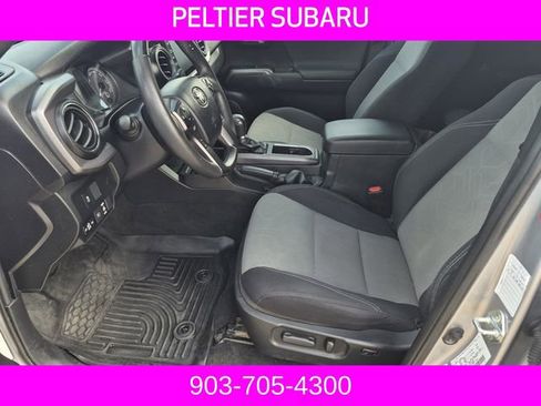 Used 2022 Toyota Tacoma TRD Off-Road w/ Technology Package image 17