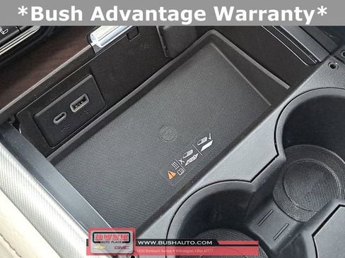 Used 2022 GMC Yukon XL Denali image 31