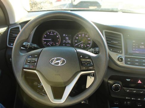 Used 2017 Hyundai Tucson SE image 5
