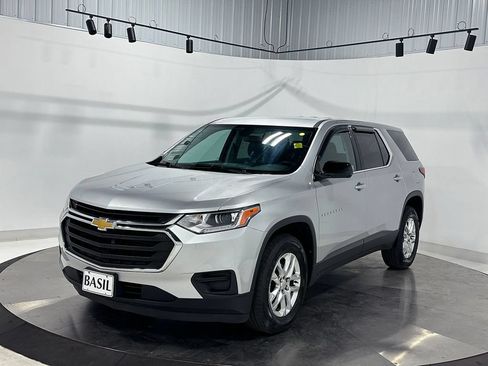 Used 2019 Chevrolet Traverse LS FWD image 8