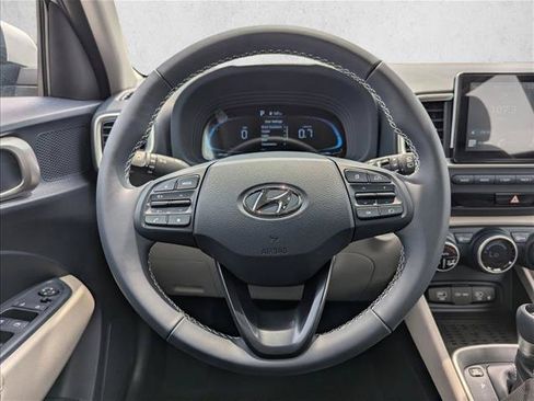 New 2026 Hyundai Venue SEL FWD image 15